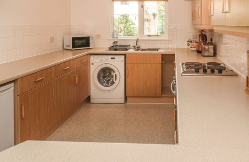 Falmouth Cottage | 71 MAEN VALLEY PARK, pet friendly in Falmouth