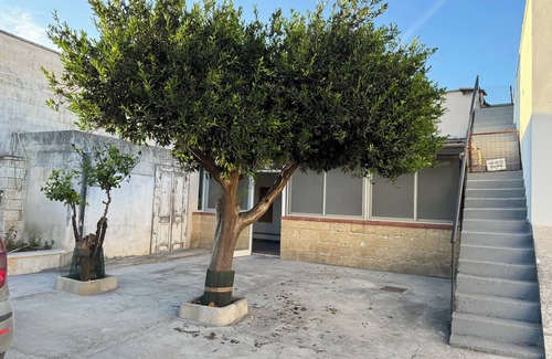Brindisi House | 72020 Tuturano Guest House