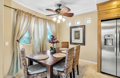 South Mission Beach House | 730 - Luxurious Tommy Bahama Beach Home