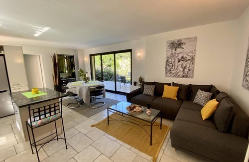 Bram House | 76 m² Gîte ∙ 2 bedrooms ∙ 4 guests