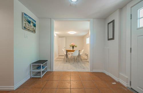 Kerrisdale Villa | 7811 The Solace Vista