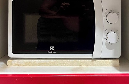 Ploenchit Condo | 78sqm, Large 1 Bdrm, Soi Nana, Near BTS, Free WiFi