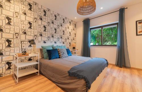 Santo Antonio dos Olivais Bed & Breakfast | 7Min to Uni Sé-Velha - AC - Work Desk - 300MBs WiFi - Suite 4