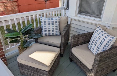 North End Condo | 7th & Central-Cozy 2bed/1bath 1st floor condo