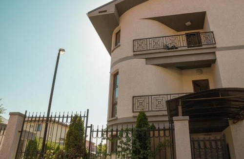 Almaty Apartment | 7th Continent