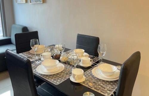 Barangay 670 Apartment | 8 Adriatico Staycation