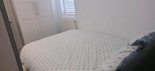 Haydock House | 8 Guests - Free Parking - Full Equipped House