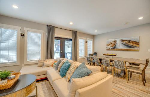 Chelan House | 8 Mi to Echo Valley Ski Area Home with Hot Tub!