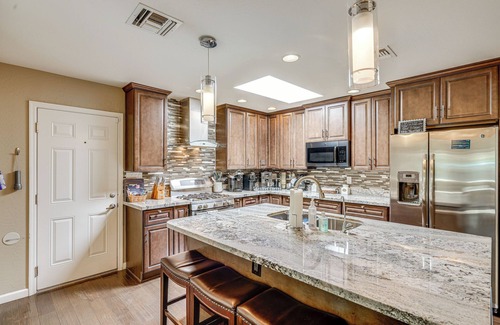 Raskin Estates House | 8 Mi to Old Town Scottsdale: Family Home!