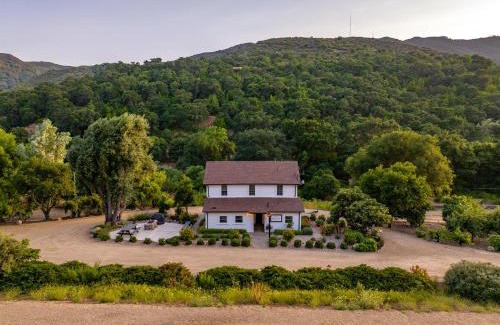 San Luis Obispo House | 8 Mile House Deluxe