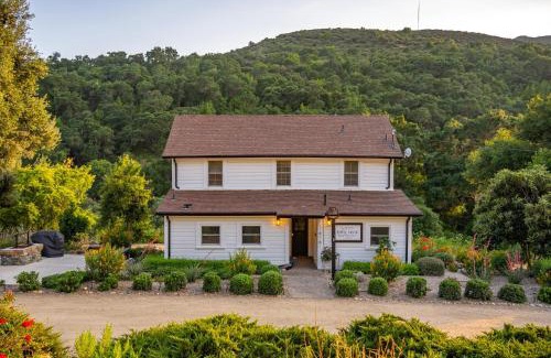 San Luis Obispo House | 8 Mile House Deluxe