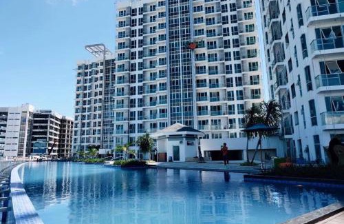 Lapu-Lapu Hotel | 8 Newtown Boulevard by Hiverooms