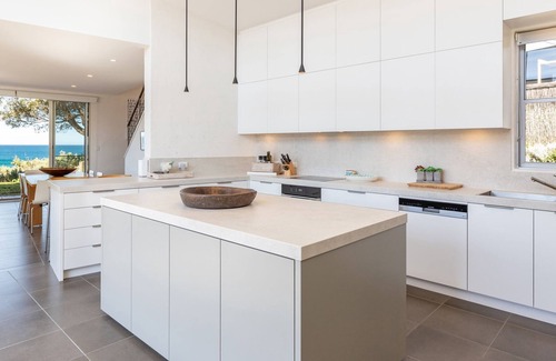 Boomerang Beach House | 8 on Coast - Overlooking the turquoise waters of Boomerang Beach