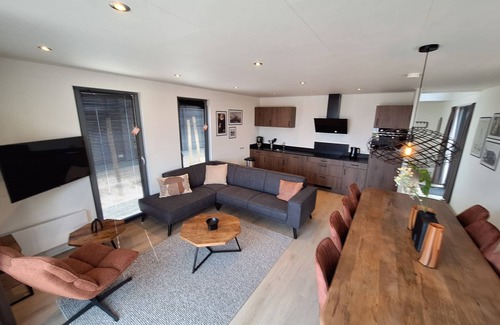 Enkhuizen House | 8-person accommodation with view