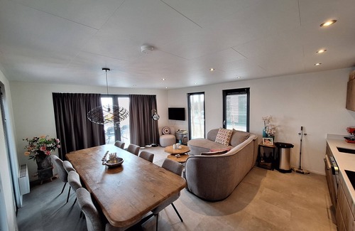 Enkhuizen House | 8-person accommodation with view