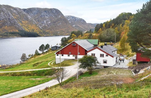 Snillfjord House | 8 person holiday home in Snillfjord-By Traum