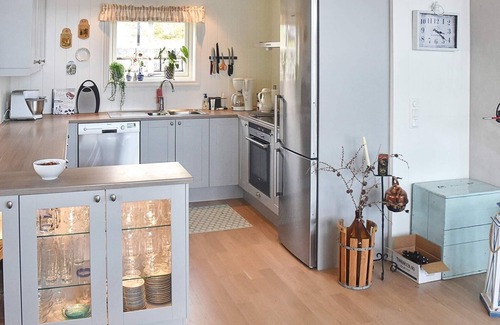 Torvikbukt House | 8 person holiday home in TORVIKBUKT