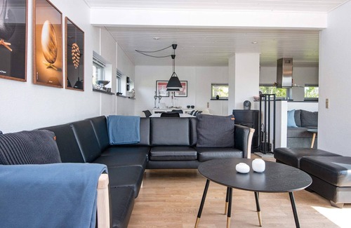 Skødshoved Strand House | 8 person holiday home in Knebel-By Traum