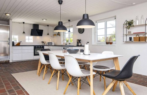 Kongsmark House | 8 person holiday home in Rømø-By Traum