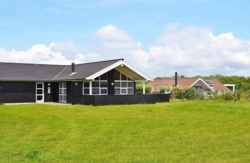 Rindby Strand House | 8 person holiday home in Fan