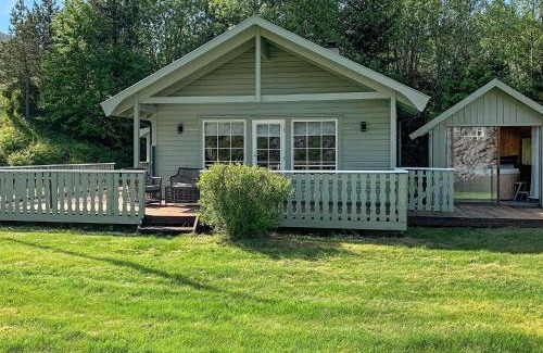 Strand Municipality House | 8 person holiday home in jørpeland-By Traum