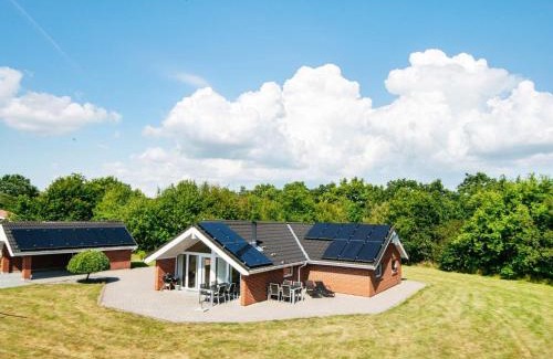 Jegum House | 8 person holiday home in Oksbøl-By Traum