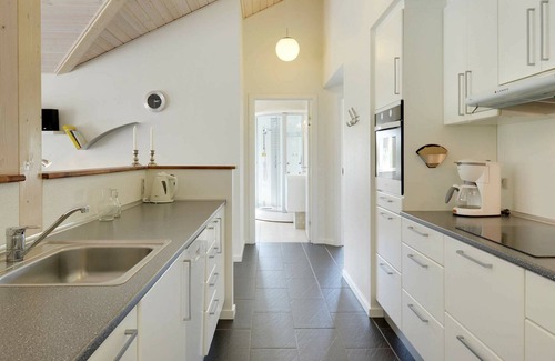 Skaven Strand House | 8 person holiday home in Tarm