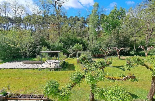 Mezos House | 8 person house with swimming pool and quality fittings