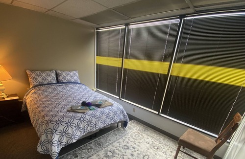 Fairview House | #8 Private bedroom near Downtown Anchorage