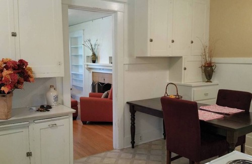 Downtown Klamath Falls House | 80+day stay⭐Smarthome King 4KTV W/D❤️of Downtown