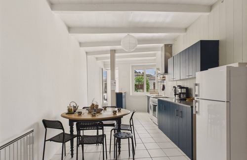 Le Bois-Plage-en-Re Ski Chalet | 800 m from the beach - House for 6 in Bois-Plage