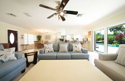 Boca Harbour House | 816 4 Bedroom 3 Bathroom Great Location Great Home