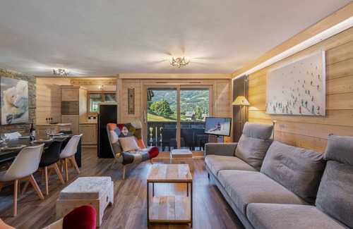 Meribel Village Apartment | 84 m² Apartment ∙ 4 bedrooms ∙ 8 guests