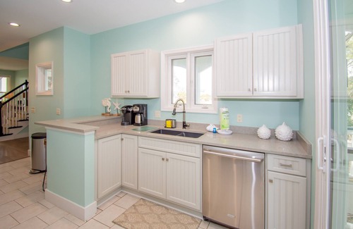 Saint Helena Island House | 862 Bonito - New to VRBO! Resort Access Included!