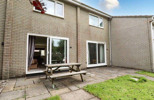 Saint Columb Major Cottage | 87 ATLANTIC REACH, pet friendly, with a garden in Indian Queens