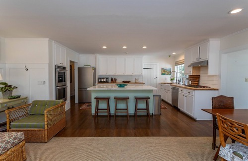 Pinehurst House | 8BR Historic Gated Luxury Estate on 5 secluded acres in the Village of Pinehurst