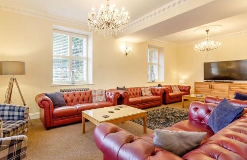 Buxton House | 9 Bed in Buxton 57932