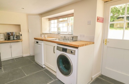 Truro Cottage | 9 COPES GARDENS, pet friendly, with open fire in Truro