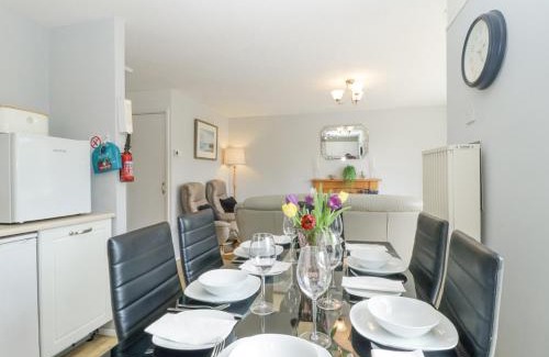 St. Ann's Chapel House | 9 Manorcombe Bungalows