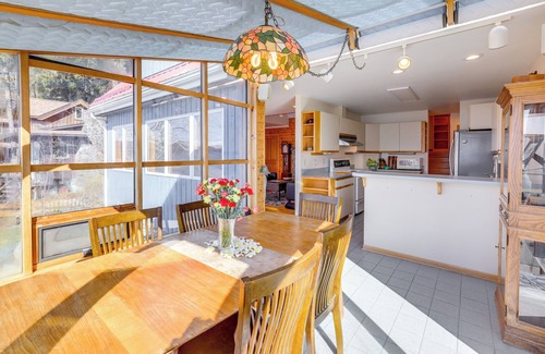 Juneau House | 9 Mi to Mendenhall Glacier: Waterfront Juneau Home