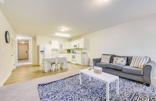 Sunset Beach House | 9 Mi to Shore: Family-Friendly Sunset Beach Home