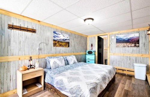 Leadville Apartment | 9 Newly Renovated Dog Friendly Room Leadville