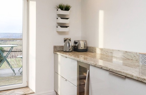 East Morton Cottage | 9 PEASACRE, pet friendly, with open fire in Bingley