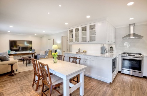 Carlsbad Village Condo | 90 Walk Score, Steps to Beach, Dining