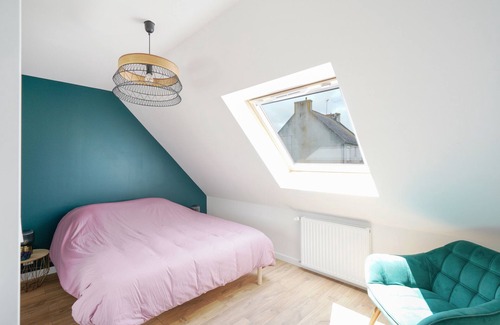 Saint-Guenole House | 900m from the beach, House for 6 & garden