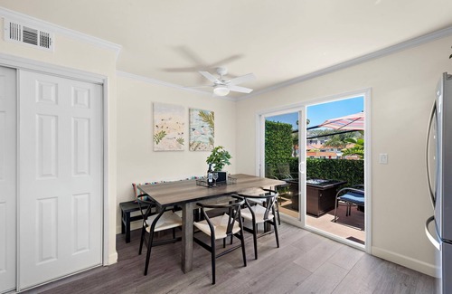San Clemente Apartment | 95 walk score Bikes Cook's Kitchen 5starpromise