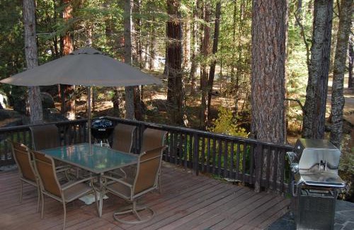 North Wawona House | 95R The Little Creek Cabin