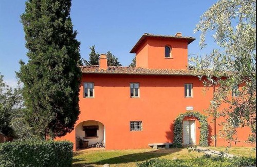 San Donato in Collina Villa | 96 m² Villa ∙ 3 bedrooms ∙ 4 guests