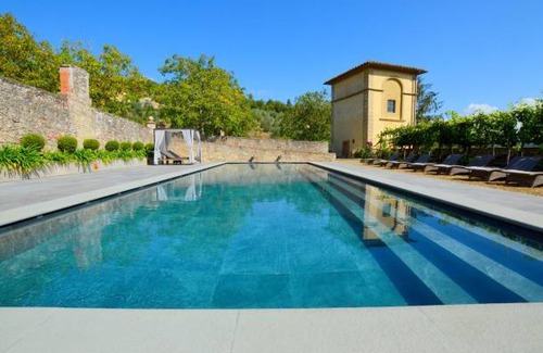 San Donato in Collina Villa | 96 m² Villa ∙ 3 bedrooms ∙ 4 guests