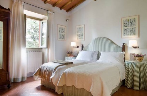 San Donato in Collina Villa | 96 m² Villa ∙ 3 bedrooms ∙ 4 guests